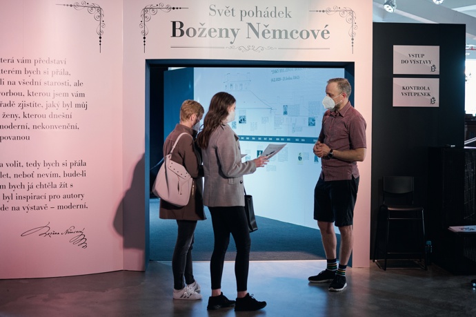 Na skok do pohádky. Bára s Věrou navštívily výstavu Boženy Němcové v OD Kotva a pak si pochutnaly na skvělé večeři v restauraci hotelu Augustine na Malé Straně v centru Prahy.
Na skok do pohádky. Bára s Věrou navštívily výstavu Boženy Němcové v OD Kotva a pak si pochutnaly na skvělé večeři v restauraci hotelu Augustine na Malé Straně v centru Prahy.