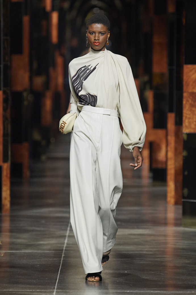 Ilustrace u Fendi Ilustrace u Fendi