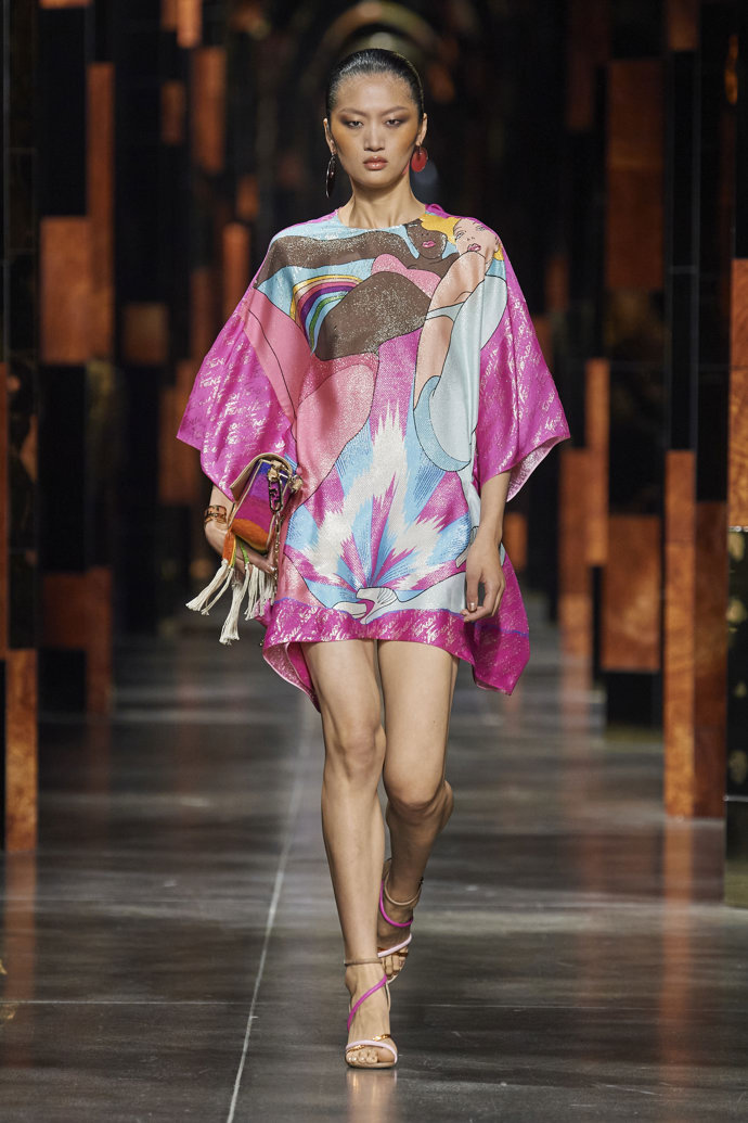 Ilustrace u Fendi Ilustrace u Fendi
