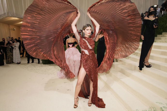 Nejzajímavější looky z Met Gala 2021 Nejzajímavější looky z Met Gala 2021
