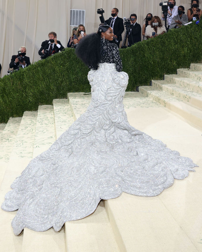 Nejzajímavější looky z Met Gala 2021 Nejzajímavější looky z Met Gala 2021
