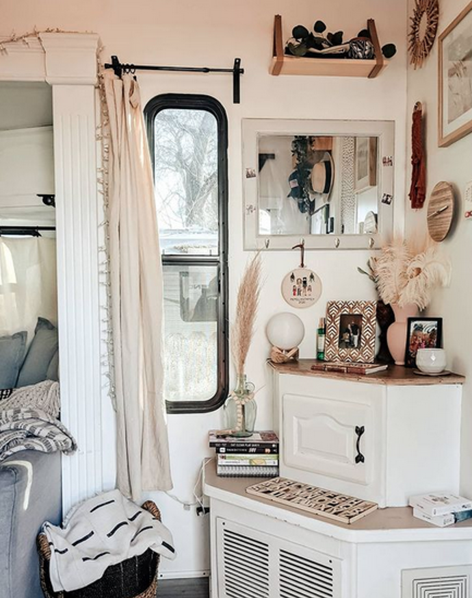 Galerie: Karavan zařízený v boho stylu Galerie: Karavan zařízený v boho stylu