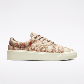 Converse x John Elliot, 3490 Kč
