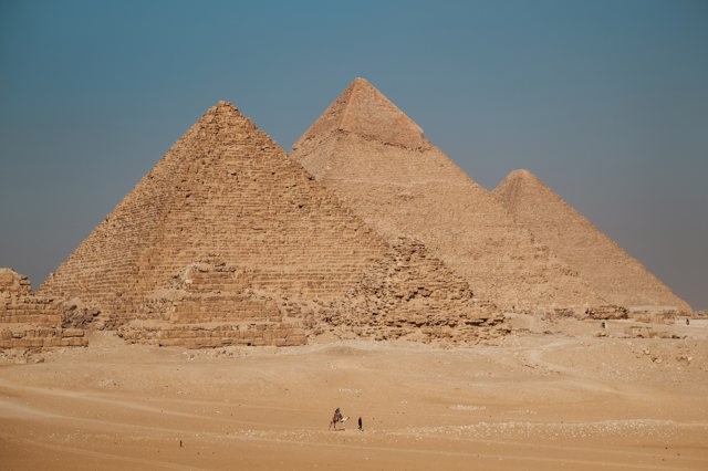 Pyramidy