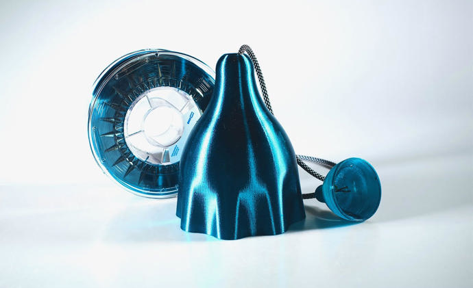 Galerie: Z odpadu designové kousky Galerie: Z odpadu designové kousky