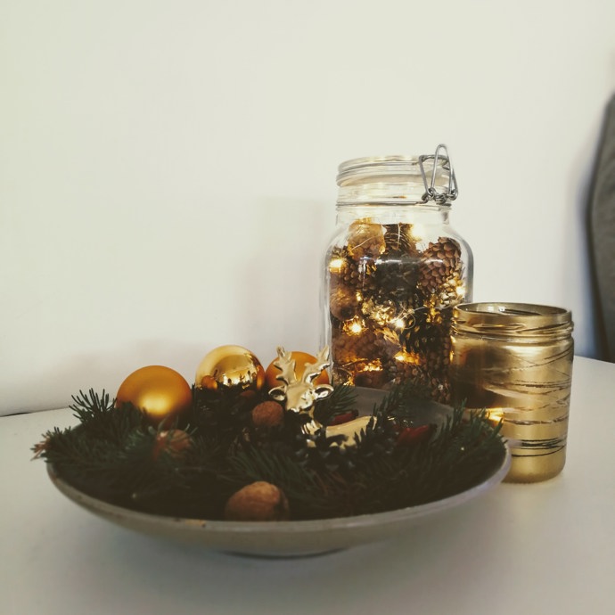 Galerie: DIY svícny ze starých sklenic Galerie: DIY svícny ze starých sklenic