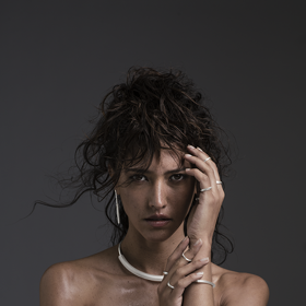 Mooyyy x Lucie Koldová
