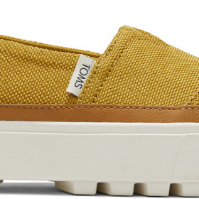 TOMS (prodává Urbanlux.cz), 1999 Kč
