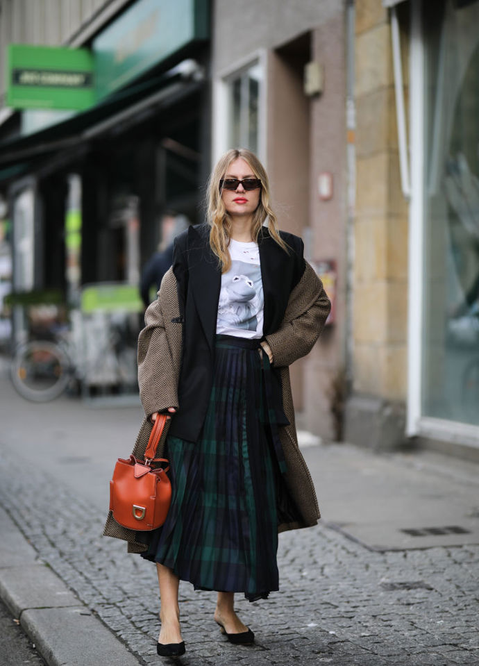 Trend midi sukně se sakem