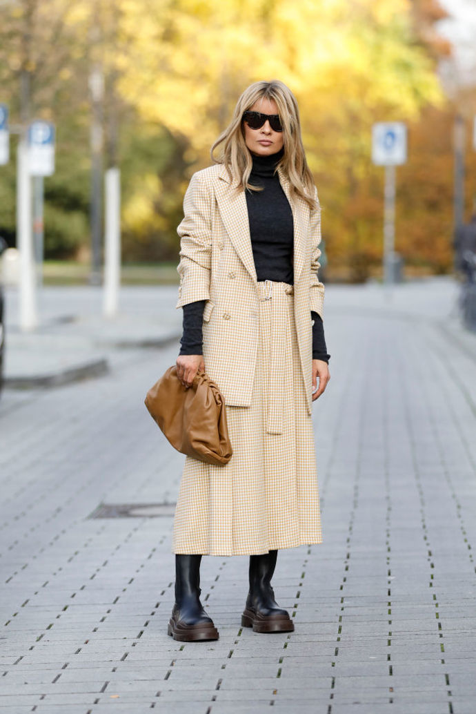 Trend midi sukně se sakem