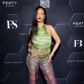 V "roztrhaném" outfitu na akci, která oslavovala kosmetickou značku Fenty Beauty. 
