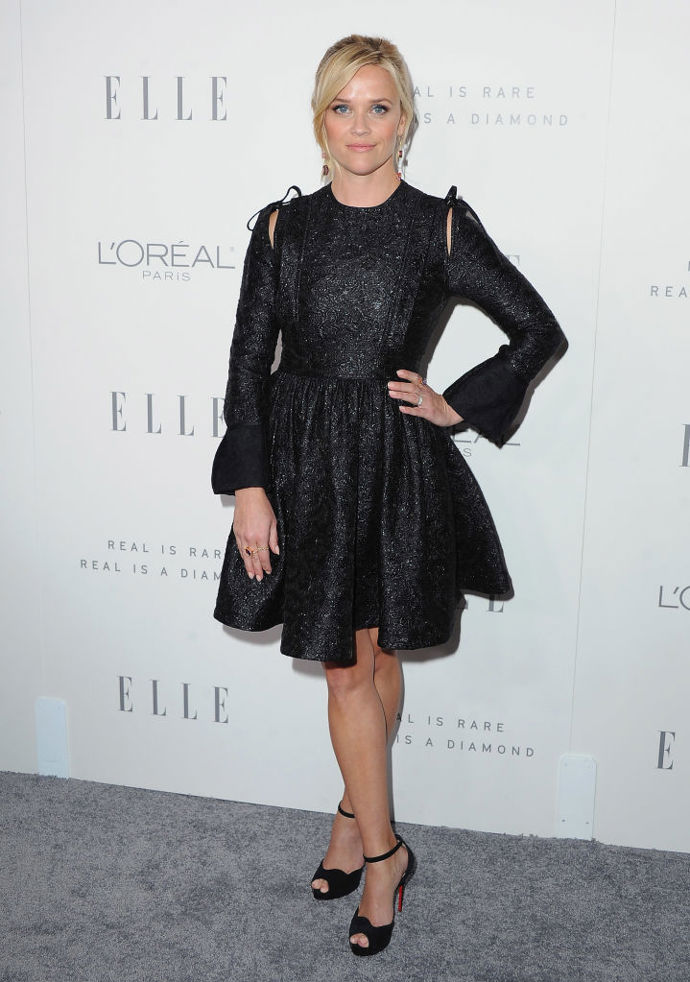 Malé černé šaty má Reese Witherspoon v oblibě. 
