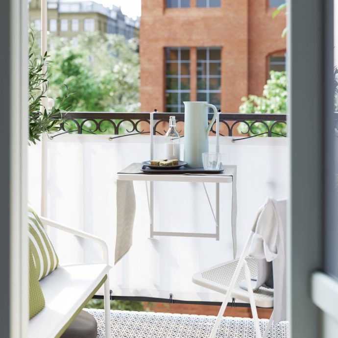 Běžně mají dobré věci 5 P. Balkon zařízený podle našich tipů jich má ale rovnou sedm - je totiž Pohodlný i Pohodový, připraven na rozmary Počasí, má správně vyřešený Prostor, pořádný základ v podobě dobré Podlahy a obrůstá bujným Porostem. 
