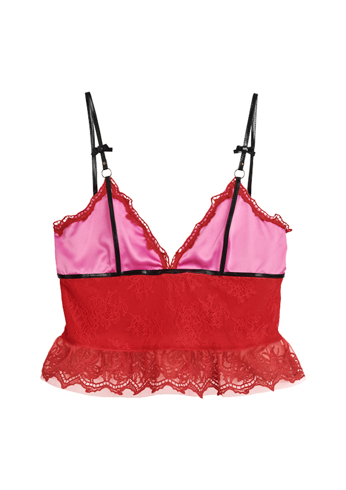 Romantická, nebo dominantní? Můžete být, jaká chcete — díky nové udržitelné kolekci od H&M. Romantická, nebo dominantní? Můžete být, jaká chcete — díky nové udržitelné kolekci od H&M.