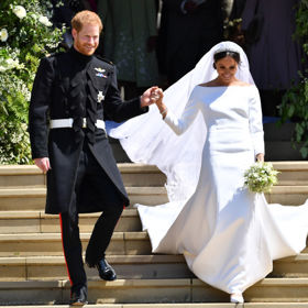 Meghan Markle

Minimalismus nadevše! Tak tímto pravidlem se při výběru svatebních šatů nejspíše řídila Meghan Markle, která se rozhodla, že oblékne minimalistické "svatebky" od Givenchy. 
