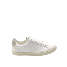 Tenisky Esplar Extra White, Veja (prodává NILA), 2690 Kč
