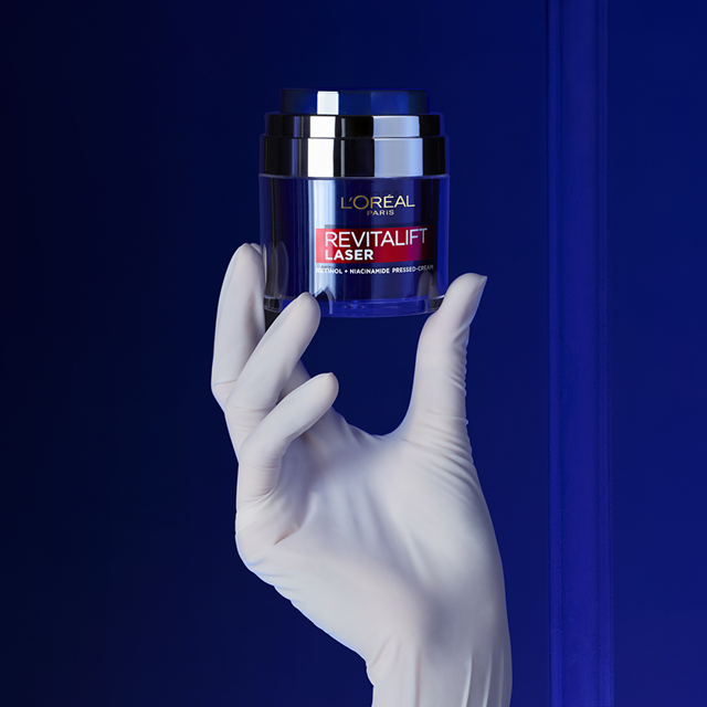 Revitalift Laser Retinol + Niacinamide Pressed-Cream Revitalift Laser Retinol + Niacinamide Pressed-Cream