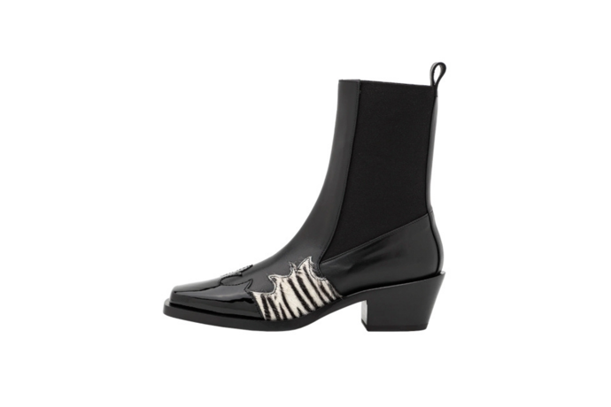 Kovbojské boty, MSGM (prodává Zalando.cz), 12 180 Kč
Kovbojské boty, MSGM (prodává Zalando.cz), 12 180 Kč