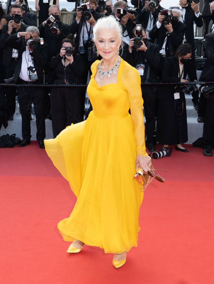 Na žlutou barvu vsadila také v Cannes.
Na žlutou barvu vsadila také v Cannes.