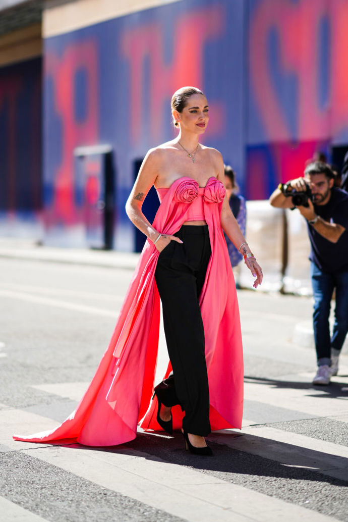 Chiara Ferragni v outfitu od Schiaparelli.
