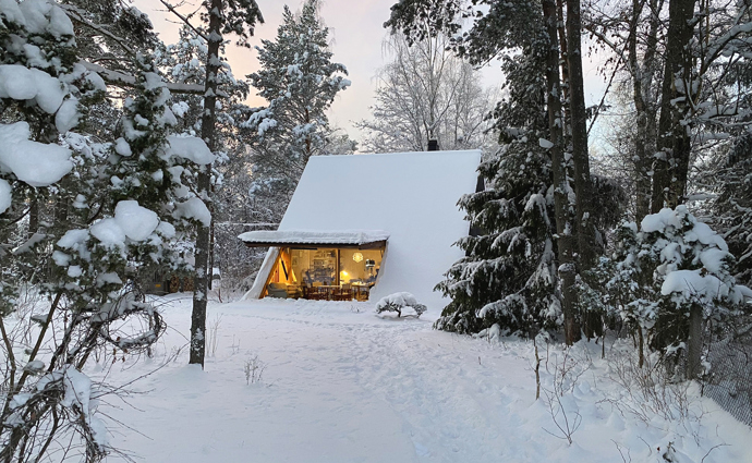 Galerie: Moderní áčková chata nedaleko Tallinnu