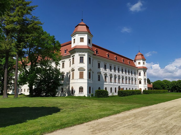 Zámek Holešov