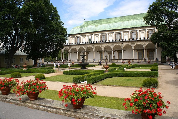Letohrádek královny Anny