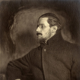 James Augustine Aloysius Joyce (2. února 1882 Dublin – 13. ledna 1941 Curych) byl irský, anglicky píšící romanopisec a básník. 

