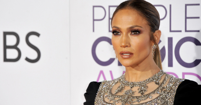 Jennifer Lopez snad nestárne, vypadá stále skvěle.
Jennifer Lopez snad nestárne, vypadá stále skvěle.