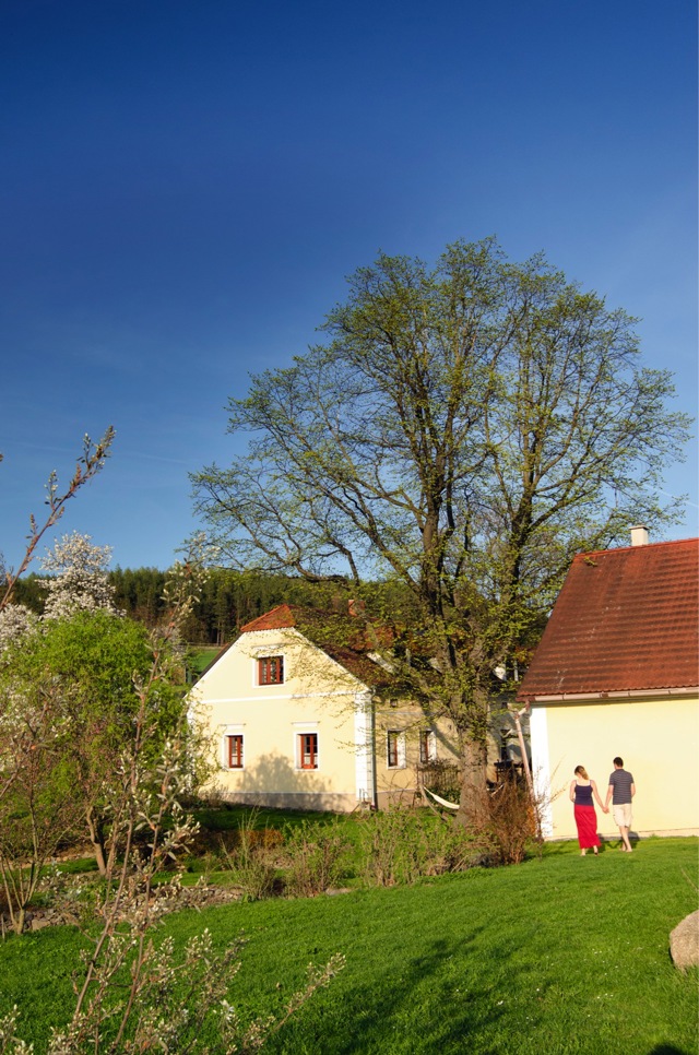 Statek Dvůr Smolotely
