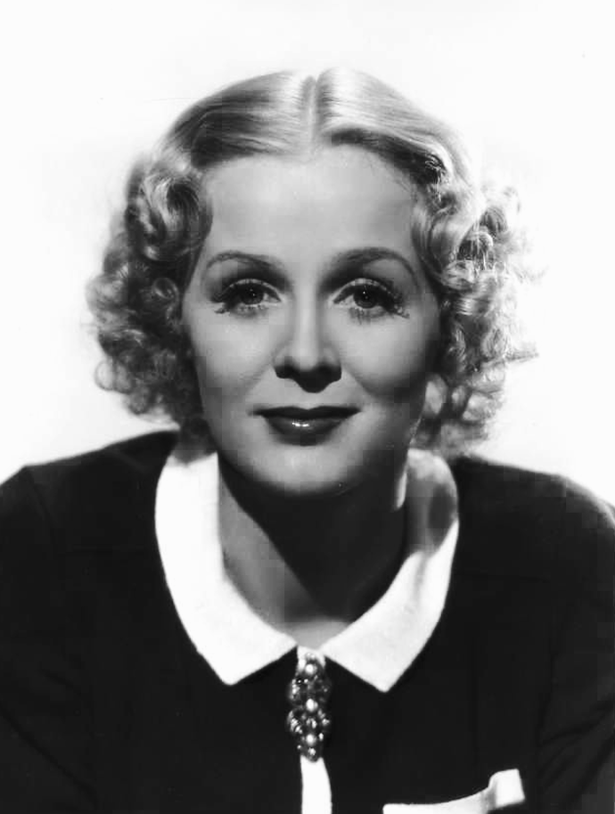 Ve své době patřila Gloria Stuart mezi nejatraktivnější herečky.
Ve své době patřila Gloria Stuart mezi nejatraktivnější herečky.