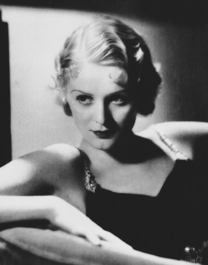 Gloria Stuart v roce 1932. Tehdy už byla zářivou hvězdou Hollywoodu, i když hrála spíše v malých rolích, na které by raději zapomněla, jak sama říkala.
