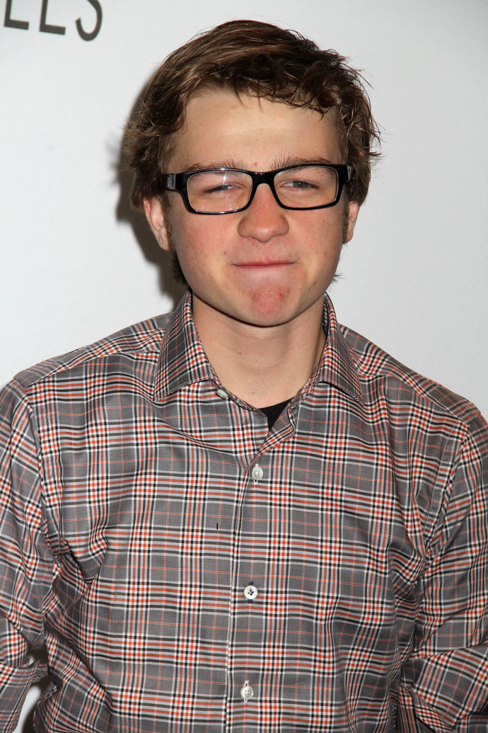 Neuvěřitelná proměna Angus T. Jones