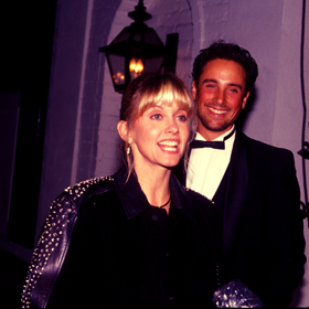 Olivia Newton-John během let