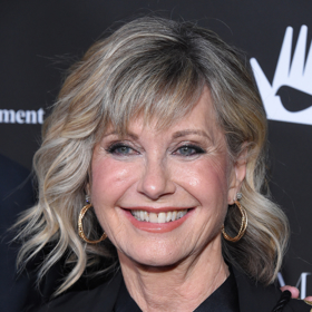 Olivia Newton-John během let