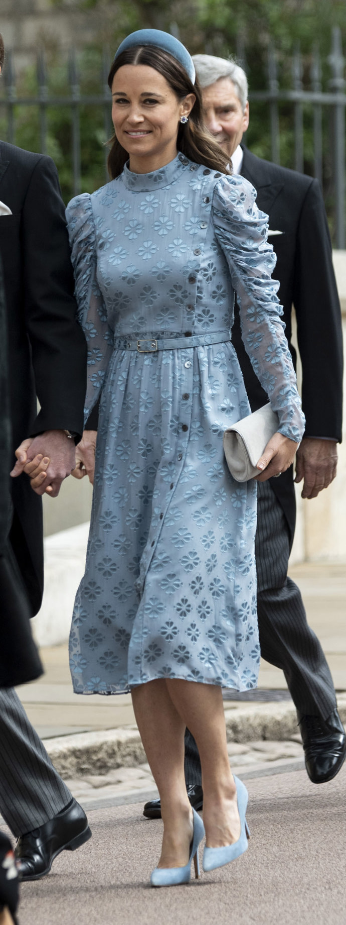 V těchto šatech dorazila Pippa Middleton na svatbu Lady Gabrielly Windsor.
V těchto šatech dorazila Pippa Middleton na svatbu Lady Gabrielly Windsor.