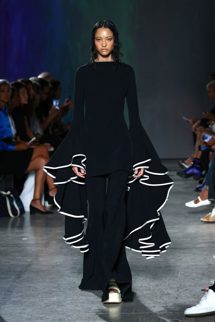Proenza Schouler jaro/léto 2023
