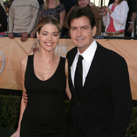 Charlie Sheen and Denise Richards - jejich manželství nemělo dlouhého trvání, ale bouřlivé bylo ažaž
