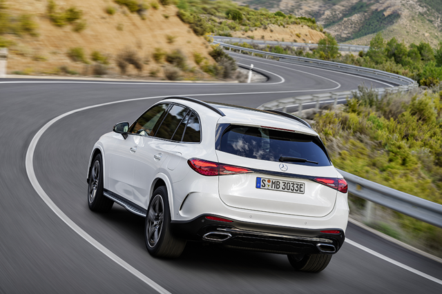 Nový Mercedes-Benz Nový Mercedes-Benz