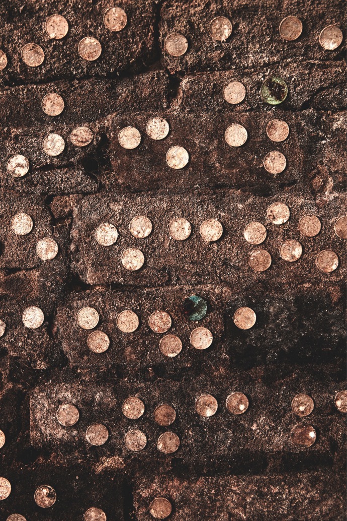 Připomínka dávné tradice – drobné mince za sklenku vína
Připomínka dávné tradice – drobné mince za sklenku vína