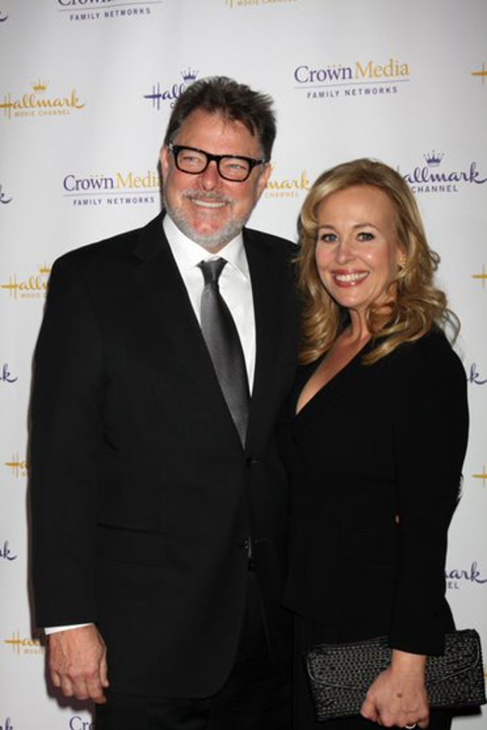 Jonathan Frakes s milavanou manželkou Genie tvoří manželský pár už 34 let.

