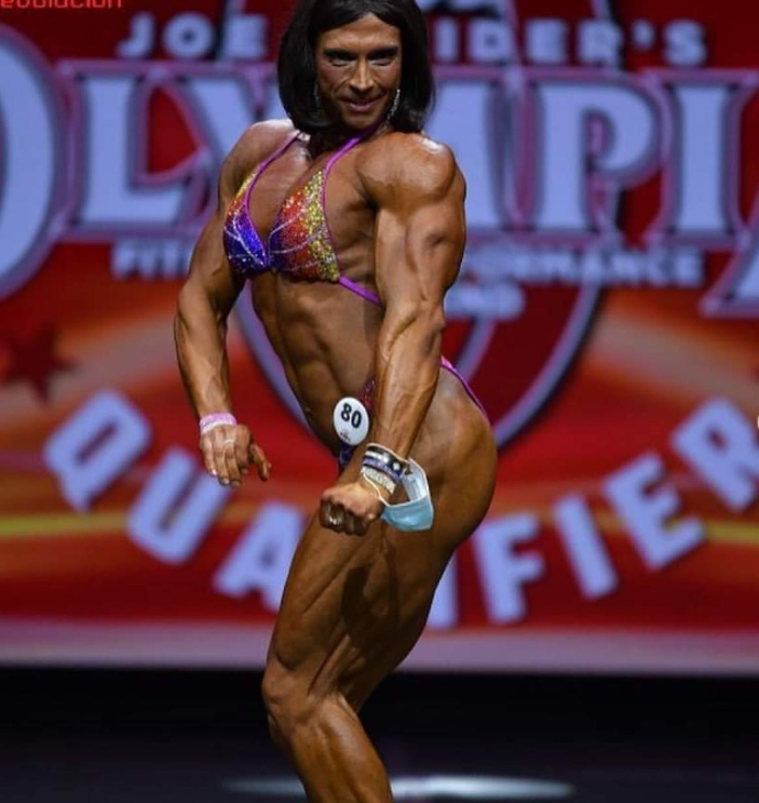 Věra Mikulcová na soutěži Mr.Big Evolution Portugal PRO červenec 2021. 
