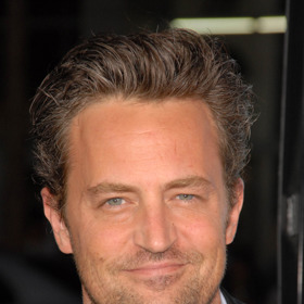 Matthew Perry během let