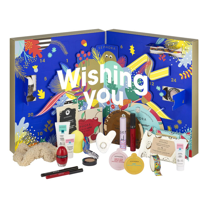 Sephora Collection

Adventní čas si můžete užít také ve společnosti kalendáře od Sephora Collection. Uvnitř najdete čtyřiadvacet políček plných pečující i dekorativní kosmetiky.

Cena: 1090 Kč

