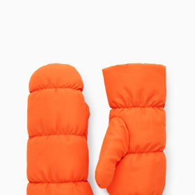 COS, od 1190 Kč
