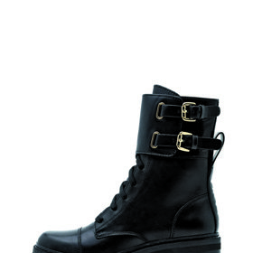 Boty DKNY, 4680 Kč
