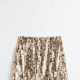 H&M, 749 Kč
