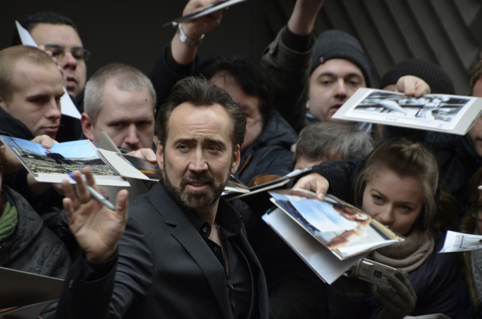 Nicolas Cage během let