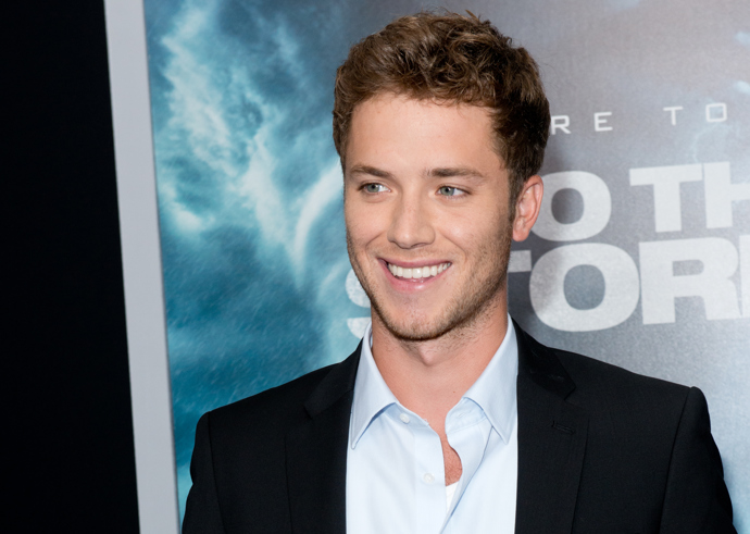 Jeremy Sumpter dnes

Dnes mu je 33 let a stále hraje.
