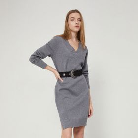 Zkombinujte poutavé svetry se základními kousky v šatníku tak, aby zůstaly výrazným kouskem vašeho outfitu.
